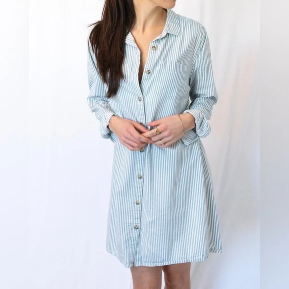 Button Down Dress - Picture 6 of 9
